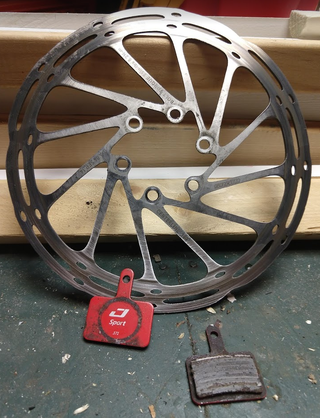 Illustration for article titled bike brakes